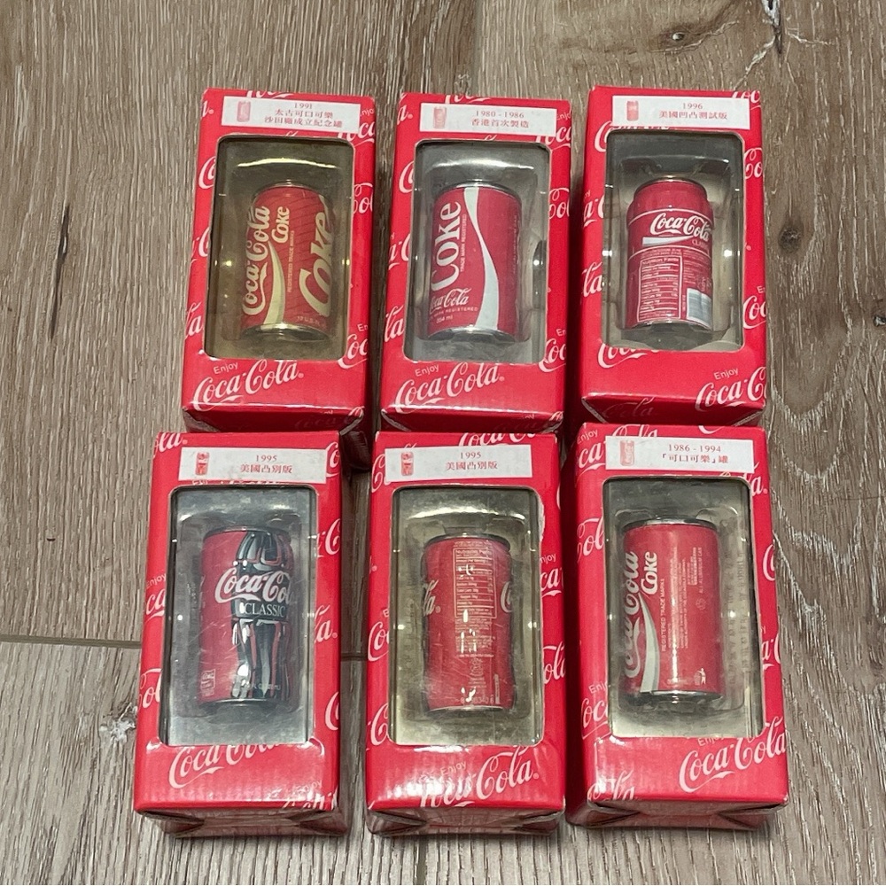 Vintage rare 6 coke cola 3 inches miniature